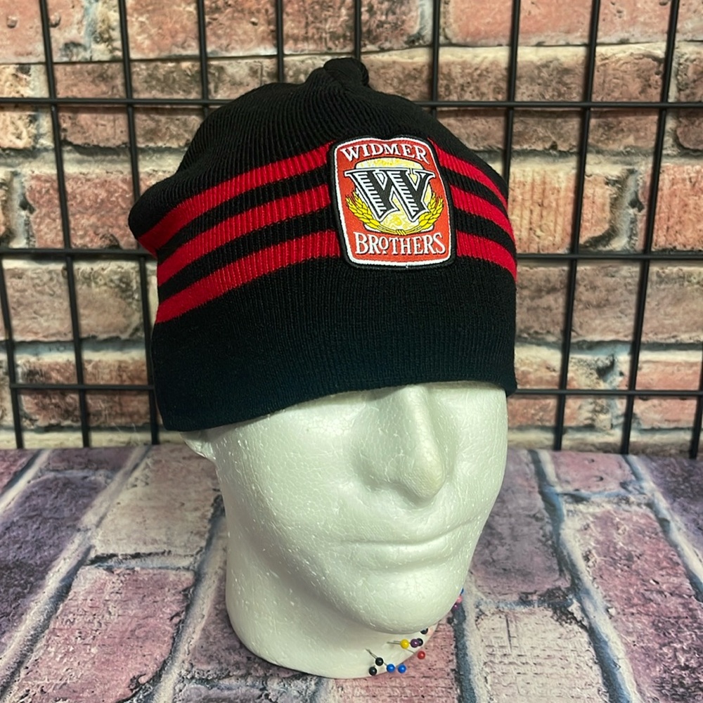 Wilmer Brothers men’s black with red stripes beanie one size fits most
